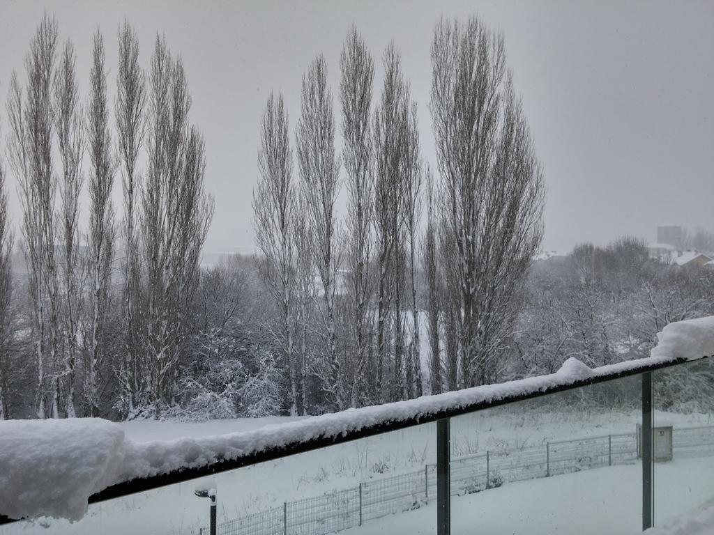 Aparthotel Jardines De Aristi Vitoria-Gasteiz Esterno foto